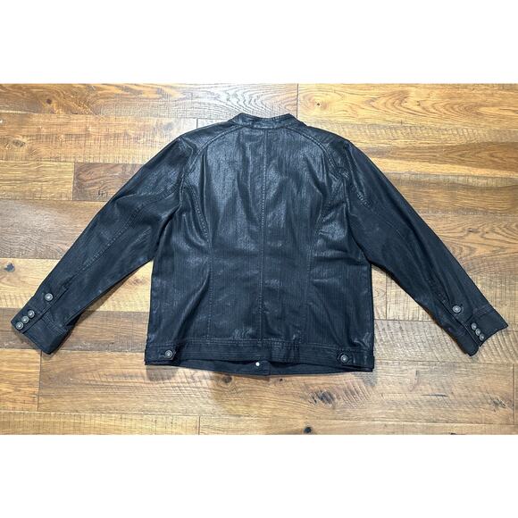 Black shiny denim jacket with beautiful buttons - Picture 3 of 5